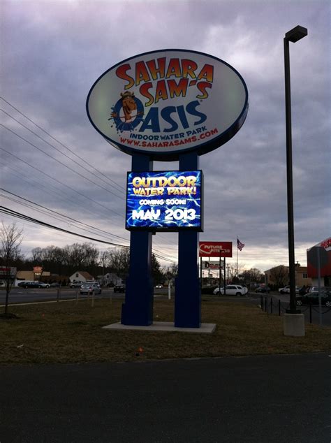 Sahara Sam’s Oasis Indoor and Outdoor Water Park {Review and Giveaway}