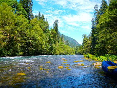 White Water Rafting on the Mighty McKenzie – Summer Setting