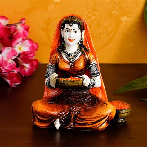 Rajasthani Lady Cleaning Spices Using Traditional Techniques ...
