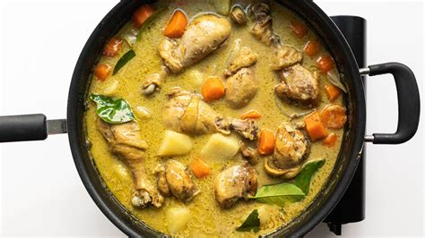 Vietnamese Coconut Chicken Curry (Cà Ri Gà) — Vicky Pham