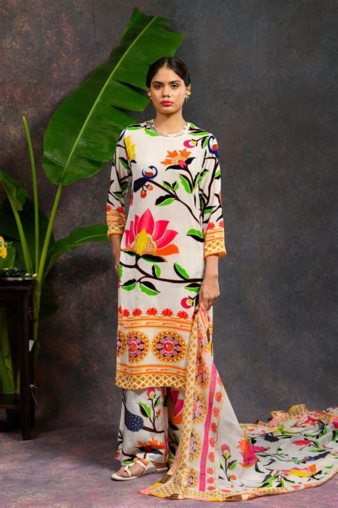 RAJLAXMI WHITE (3 PCS SET) – Prachi Kamat