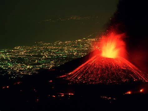 Volcano Photos, Volcano Wallpapers, Pictures, Images -- National Geographic | National Geographic