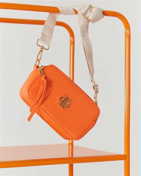 Sophia Summers - Marroquinería y accesorios de acero premium (@sophiasummers.ar) • Instagram ...