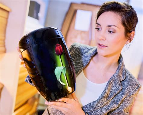 John M. Oakey & Son Funeral Home & Crematory | Salem VA