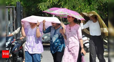 Weather vagary: Summer feel in Mar, mercury soars past 37C | Indore ...