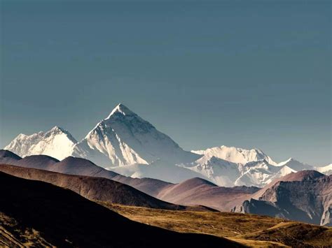 Foreign mountaineers to be permitted to climb Mount Everest from China ...