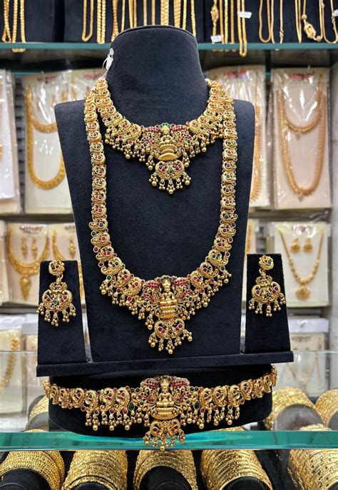 Simple Laxmi Design Bridal Set | Saleem Fancy Store