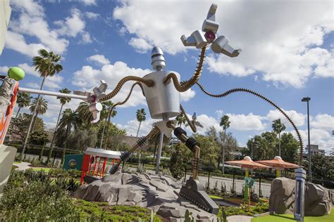 Hollywood Drive-In Golf | Today's Orlando