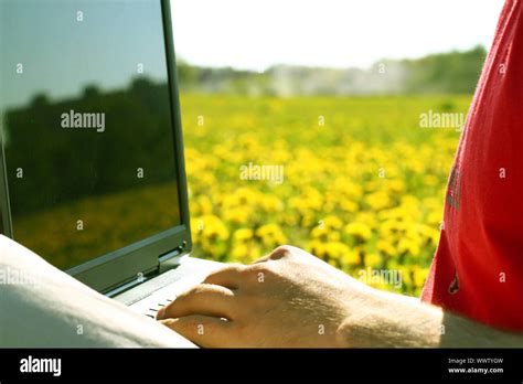 Work Laptop 的图像结果