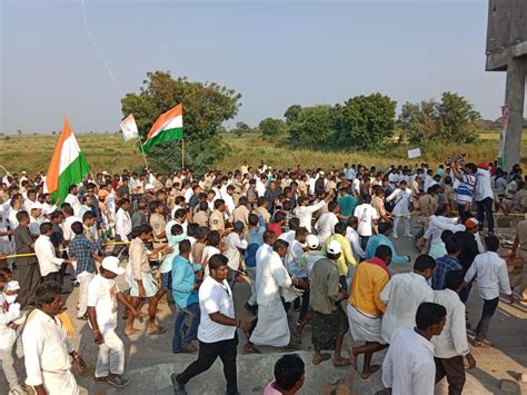 Ground Report: Bharat Jodo Yatra in Telangana: Day 1 sees 20,000 ...