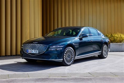 2023 Genesis Electrified G80 review | CarExpert