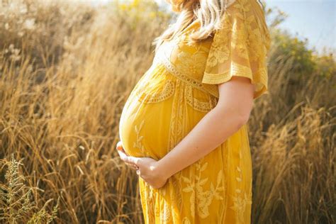 Can you eat honey during pregnancy: safety, benefits, and consumption ...