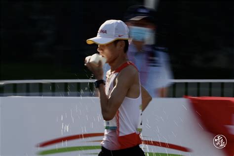 开屏新闻-云南选手张俊夺得全运会男子20公里竞走冠军！