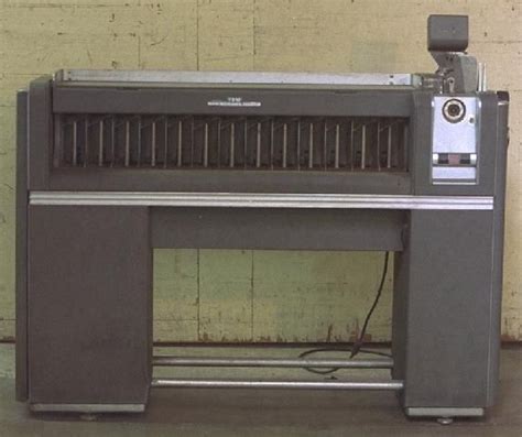 Computer Punch Card Machine 的图像结果