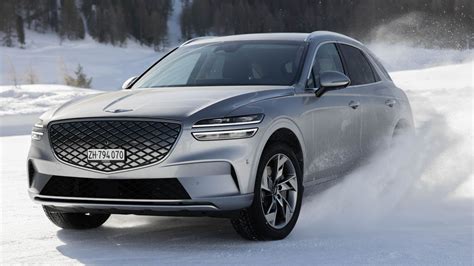 Video: New Genesis Windshield Tech Makes Deicing Instant