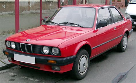 File:BMW E30 front 20080409.jpg
