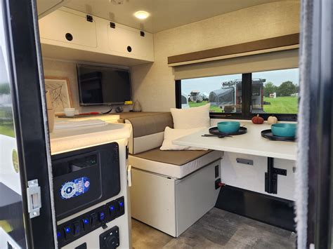 Here's What You Get In A Camper That Weighs Only 1500 Pounds - The Autopian