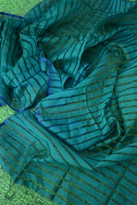 Beautiful Handwoven Maheshwari Silk Cotton stoles with missing weave ...