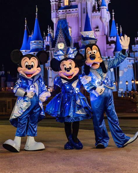 Disney Starlight: Dream the Night Away Parade Debuts July 20 at Walt ...