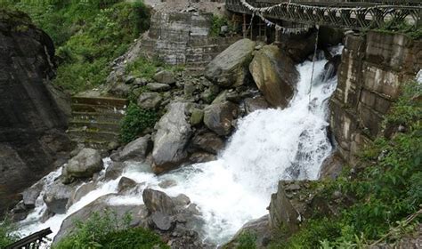 THE 10 CLOSEST Hotels to Naga Falls, Lachung