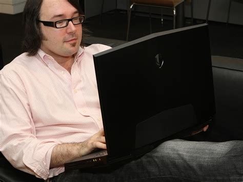 Alienware M17x Gaming Laptop 的图像结果