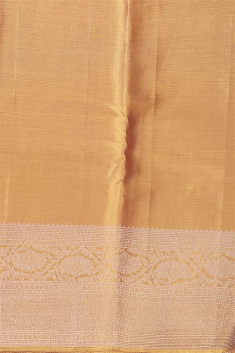 Kanchipuram Silk Saree In Mulberry With Zari Border