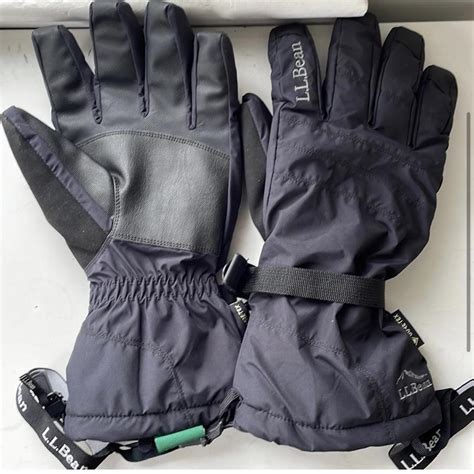 L.L. Bean Primaloft Gore-Tex gloves XL. Super nice... - Depop