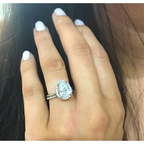 Teardrop Wedding Ring