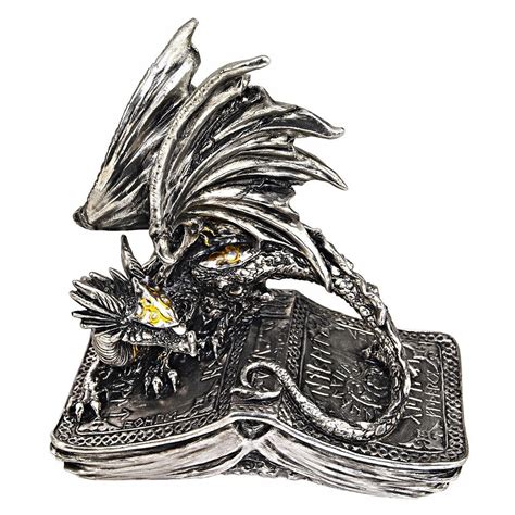 Design Toscano Pendragon strzeże kodeksu, figurka, 7,6 x 15,2 x 15,2 cm ...