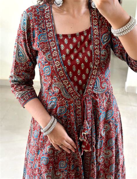 Women's Anarkali Kurta Set with Printed Cotton Fabric & Tassel Detail ...