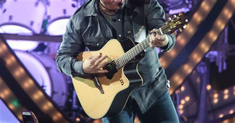 Images: Garth Brooks World Tour Opens