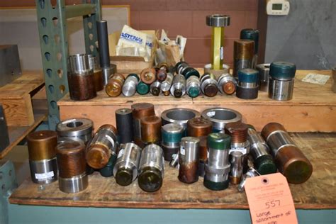 LARGE ASSORTMENT OF GO NO/GO GAUGES