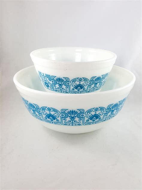 Mixing Bowl Blue Pyrex at Stephanie Evans blog