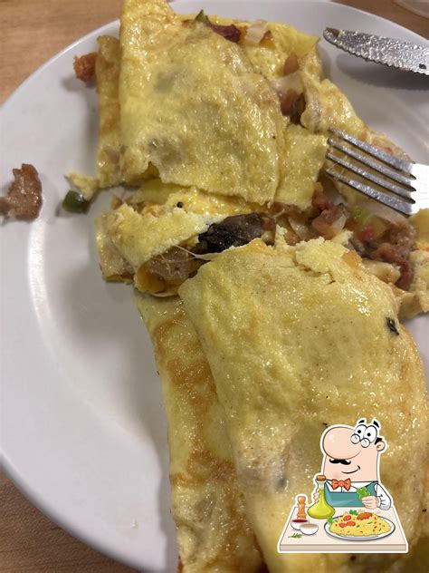 Caesar Rodney Dining Hall, Newark - Restaurant menu, prices and reviews