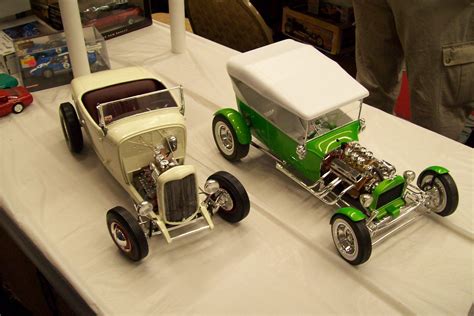 1/8 scale models | Model cars building, Plastic model cars, Model cars kits