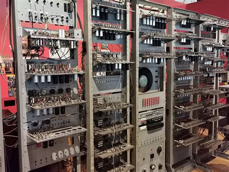 Manchester Baby Computer 的图像结果