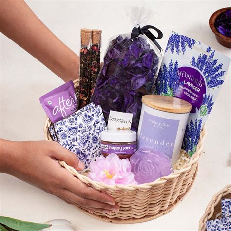 Diwali Gifts - Diwali Gift Hampers & Baskets Online in India 2023 ...