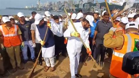 Maharashtra CM Eknath Shinde Participates In 'Swachhata Hi Seva' Drive ...