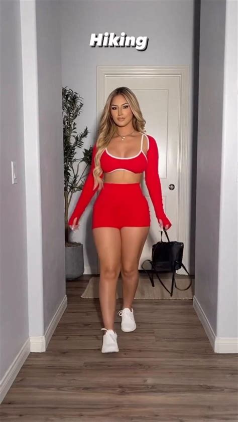 Pin de Nigel Clark en christmas crafts | Ropa de moda, Ropa de moda mujer, Moda urbana para chicas