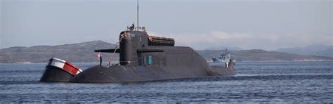 Download wallpaper Submarine, Dolphin, project 667, section weapon in ...