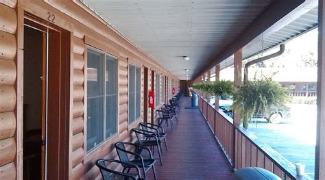 MACRAE'S OF HOMOSASSA - Hotel Reviews & Photos - Tripadvisor