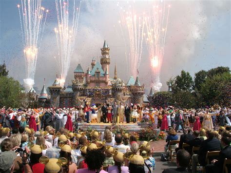 Disneyland measles outbreak 2026: Measles returns after 2015 as ...