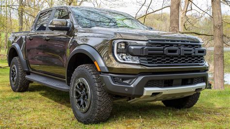 2024 Ford Ranger Raptor Off-Road Pickup Debuts With 405 HP, 33s, and ...