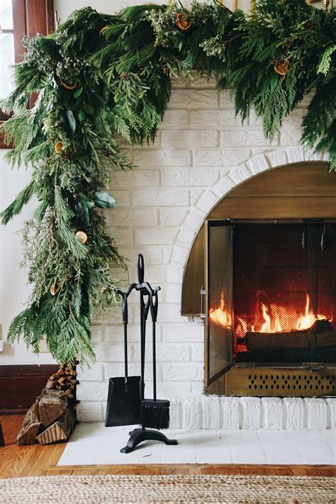 Real Christmas Garlands For Fireplaces at Harry Carey blog