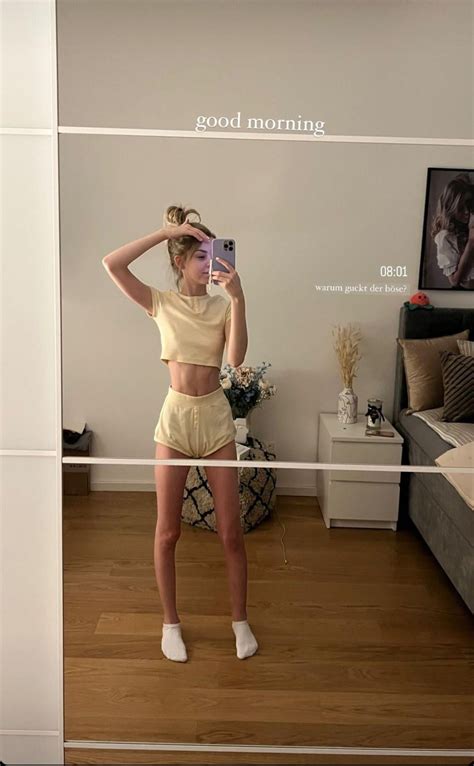 Lena Mantler - Instagram Story pic - Dec 17, 2022 : r/Lisa_and_Lena