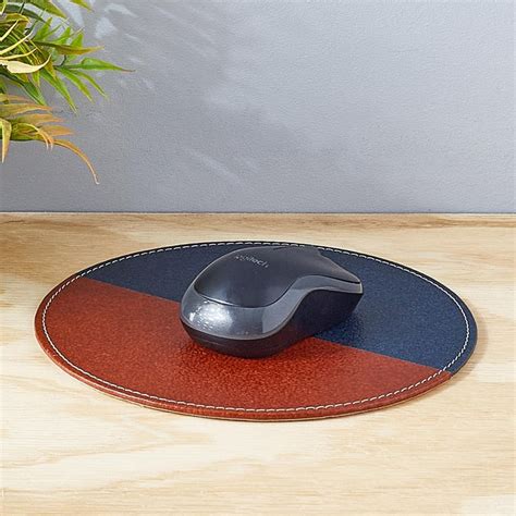 Buy Orion Detroit Faux Leather Mouse Pad from Home Centre at just INR 179.0