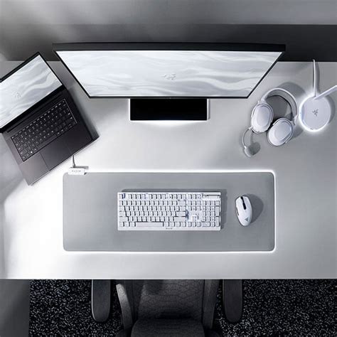 Razer DeathStalker V2 Pro White | Wireless Gaming Keyboard