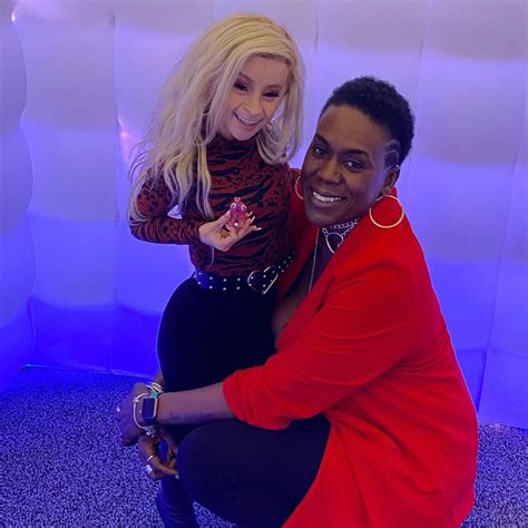 Tiny Texie Wiki, Age, DOB, Height, Weight, Family, Education, Career, Pics, Girlfriend, Love ...