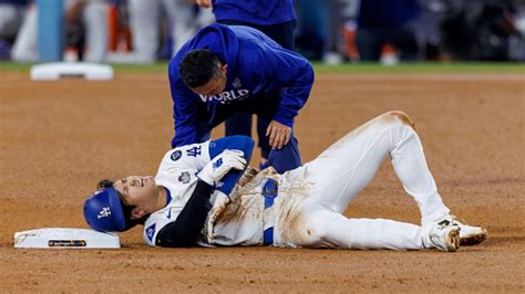 Shohei Ohtani to play in World Series Game 3 despite shoulder injury ...