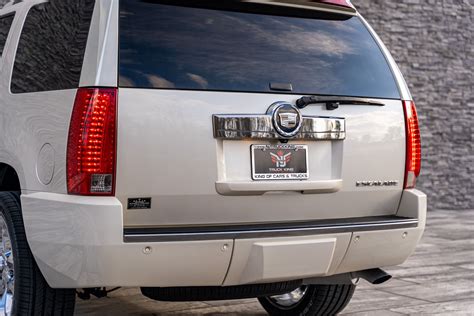 2008 Cadillac Escalade | King of Cars and Trucks